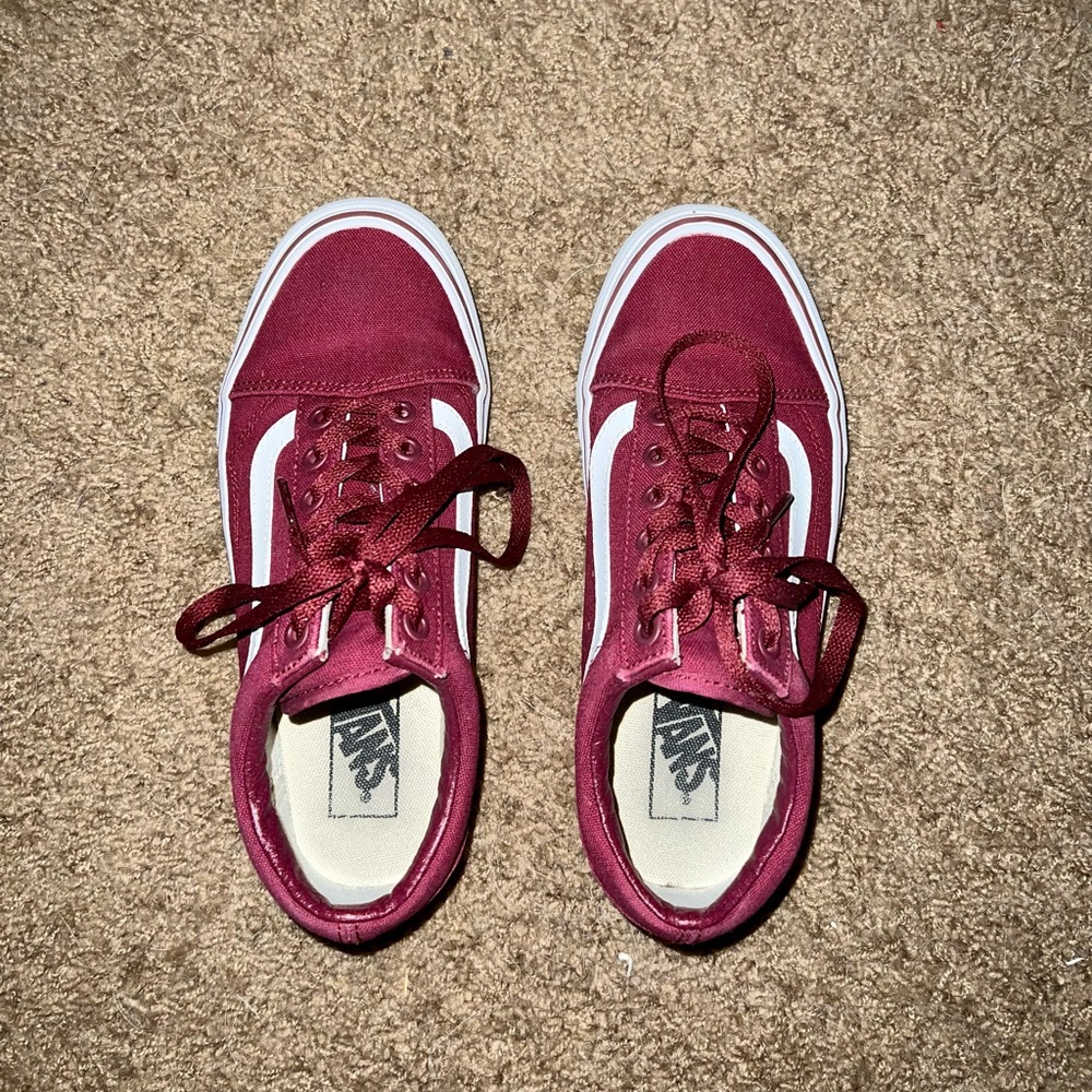 Maroon classic old skool vans
